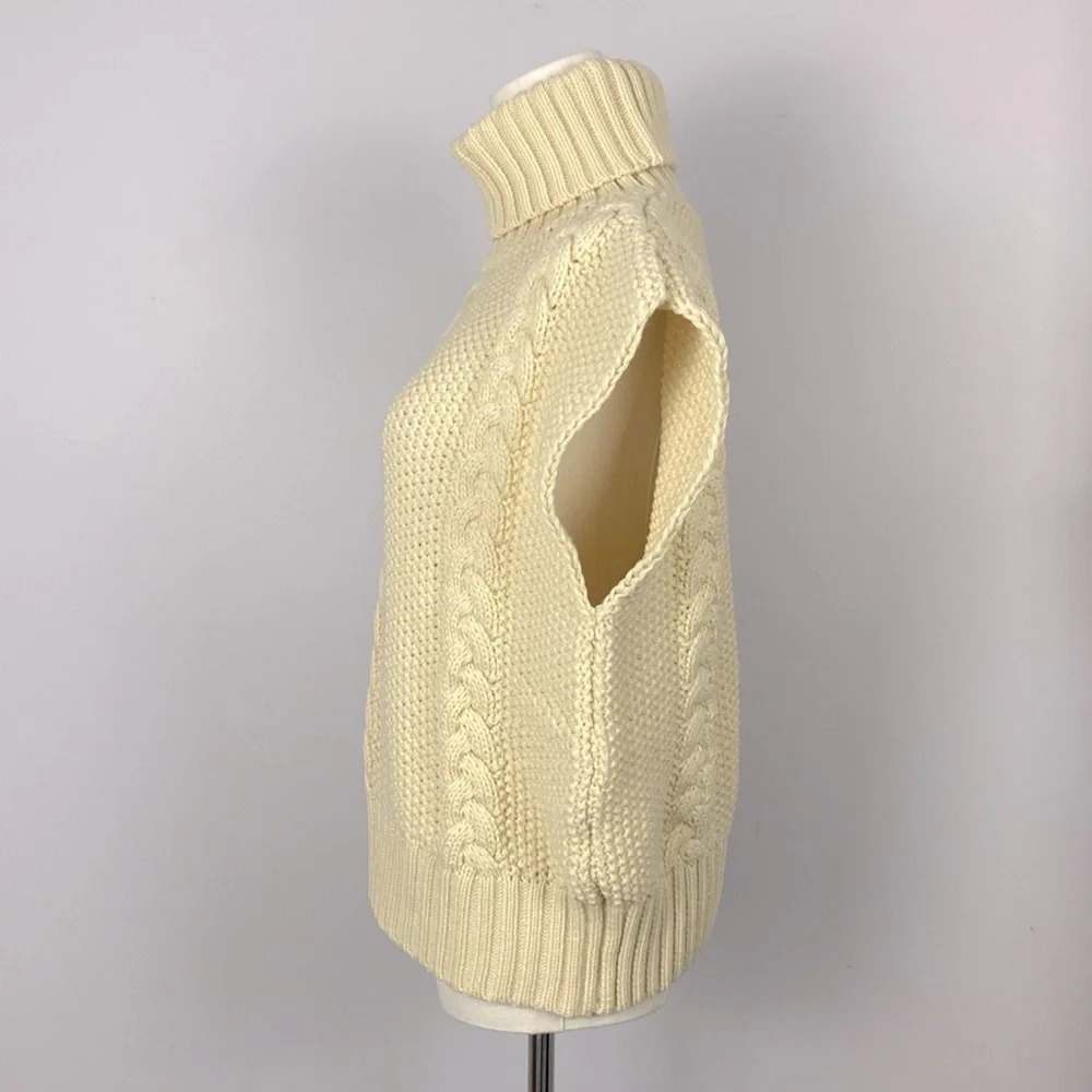 Callahan Knitwear Cream Turtleneck Sweater size Medium New - Picture 7 of 9